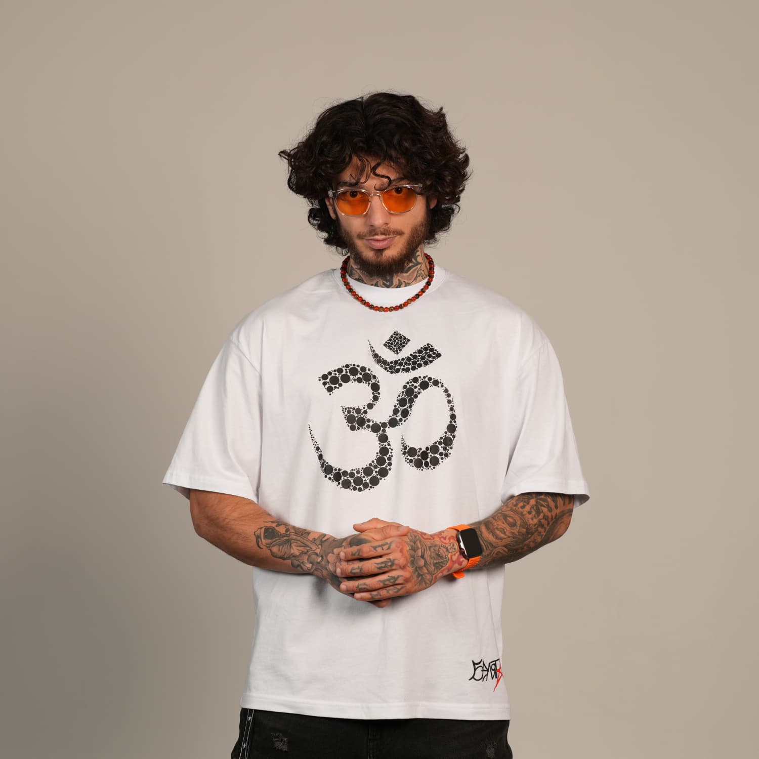 White OM Oversized тениска